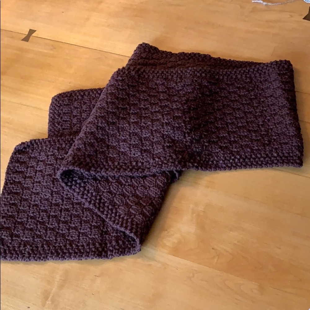 Hand knit scarf